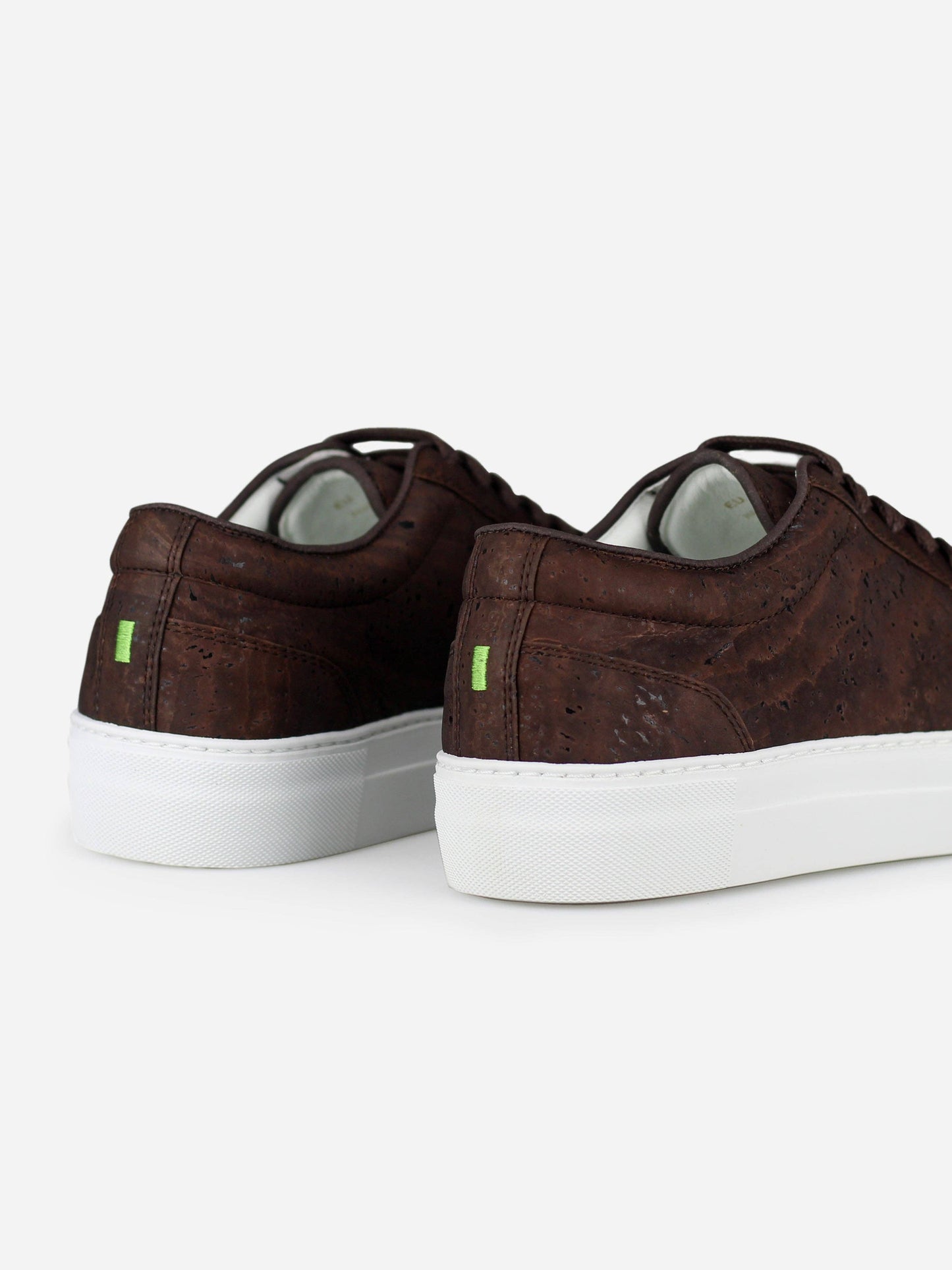 Cromos Essential - Baskets marron Castanha de QURC