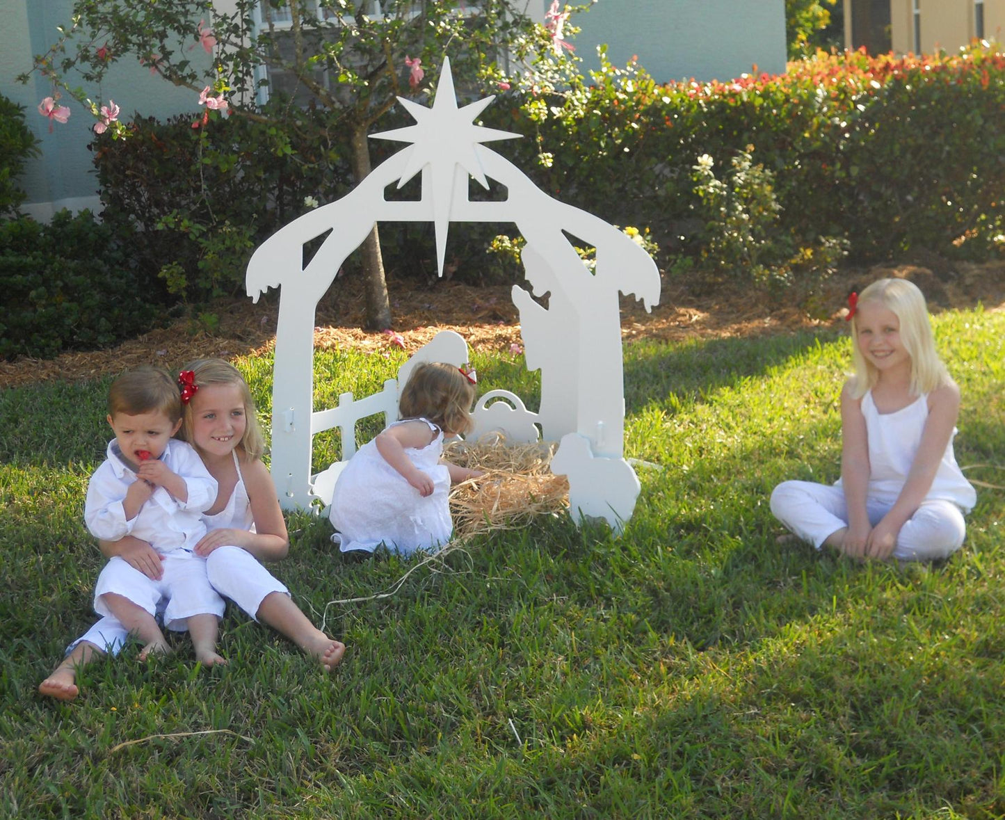 Cromos | Décoration Jardin Festive Résistante – MajesticNativity