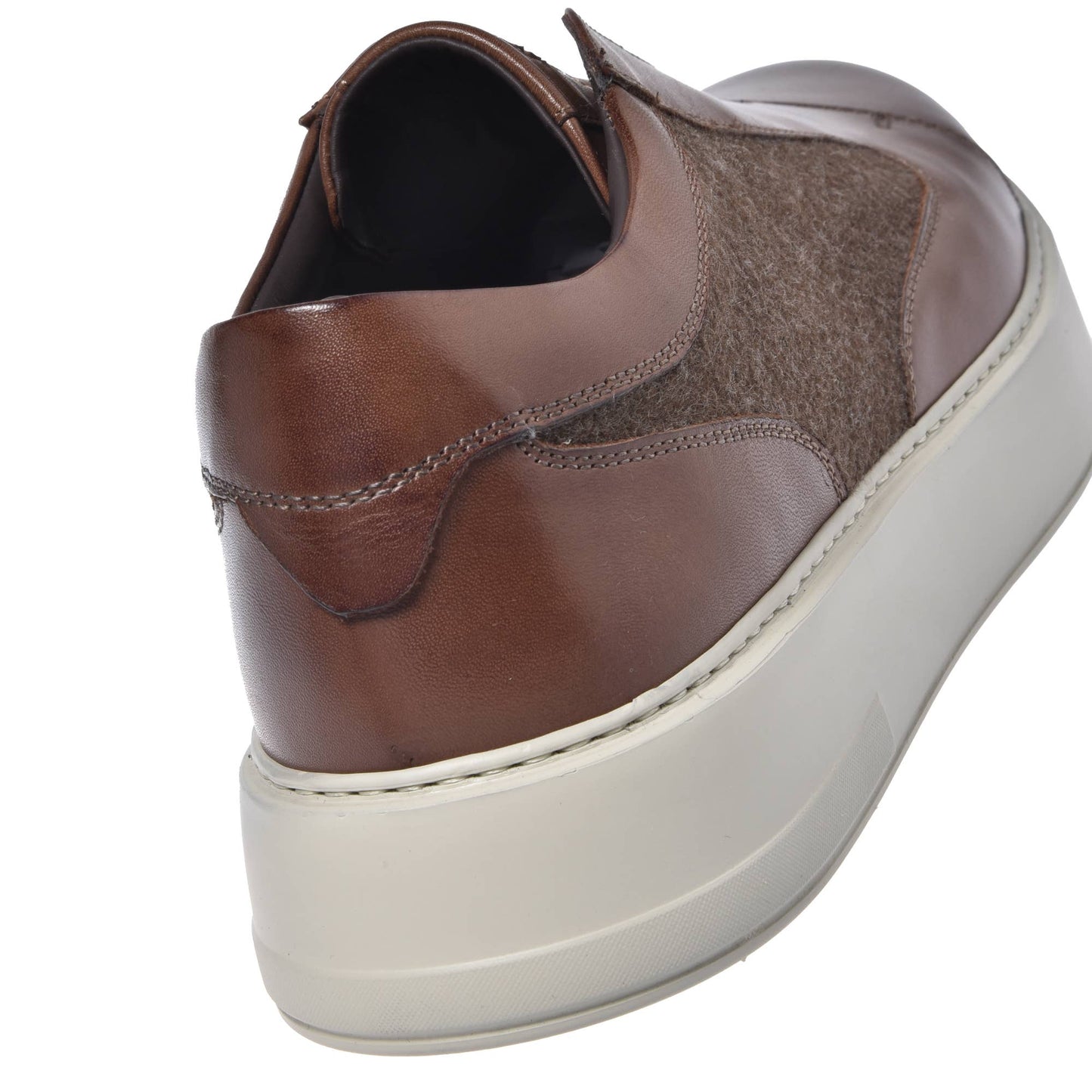 Chaussures en cuir beige Baldinini d'Cromos