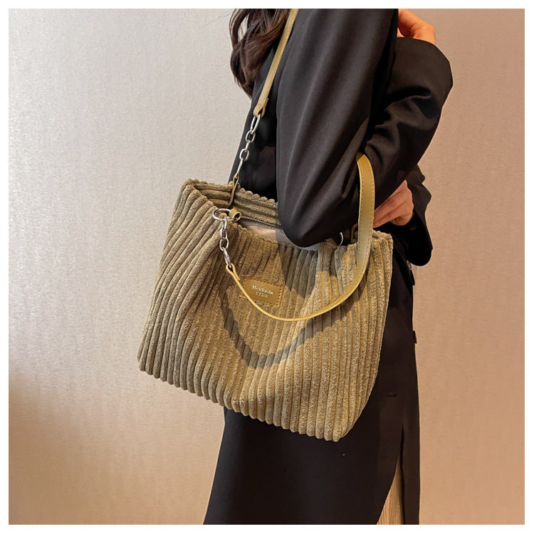 Cromos | Sac à Bandoulière en Velours Côtelé – Amelia