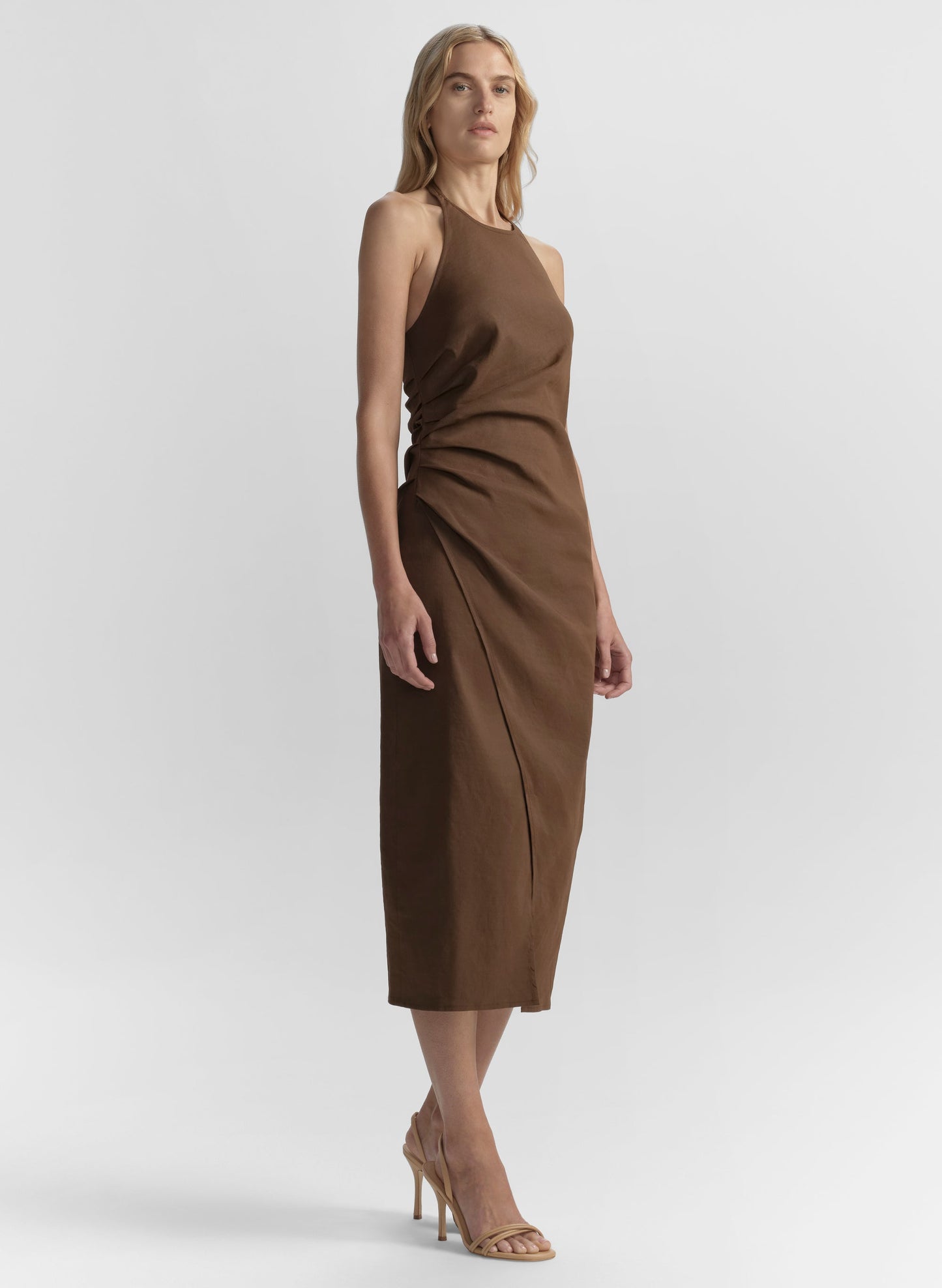 Robe midi dos nu en lin Sylvie de Cromos