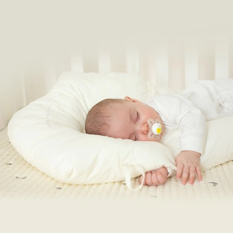 Cromos | Coussin de Sommeil Hypoallergénique Bébé – DreamNest